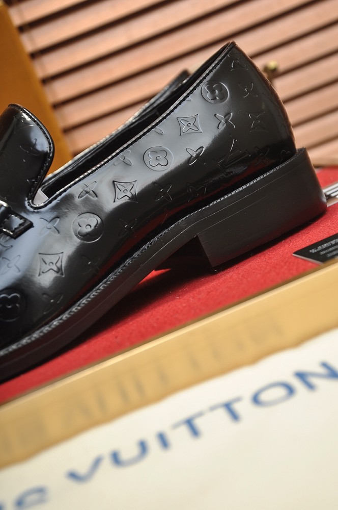 Louis Vuitton Men Shoes Dress Shoes Fashion Luxury Brand Mens Casual Shoes with Original Box