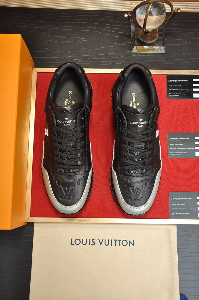 Louis Vuitton Men Shoes Sports RUN AWAY SNEAKER Running Design Luxury Brand with Original Box 1A9ZK8