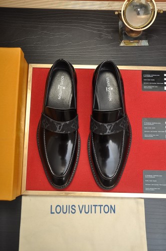 Louis Vuitton Men Shoes Dress Shoes Fashion Luxury Brand Mens Casual Shoes with Original Box