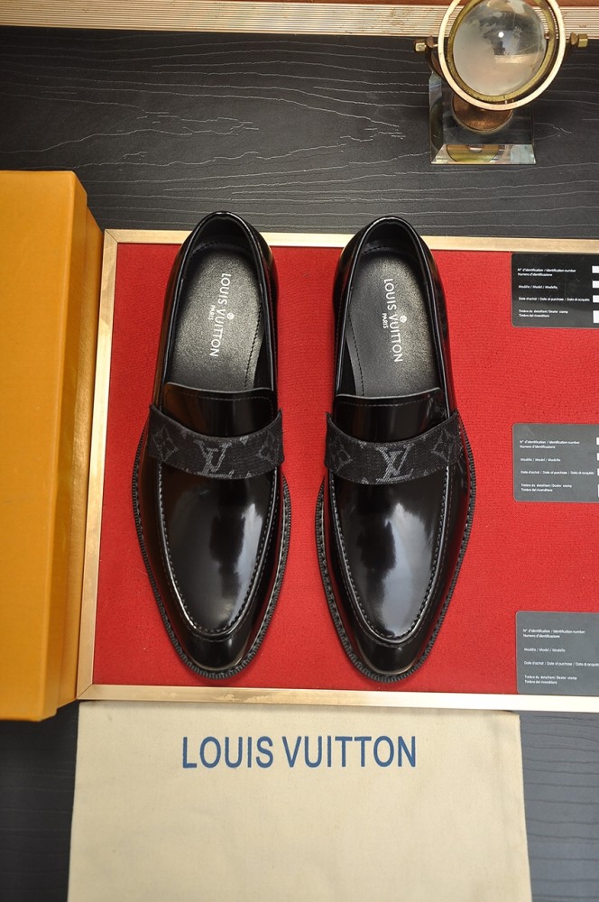 Louis Vuitton Men Shoes Dress Shoes Fashion Luxury Brand Mens Casual Shoes with Original Box