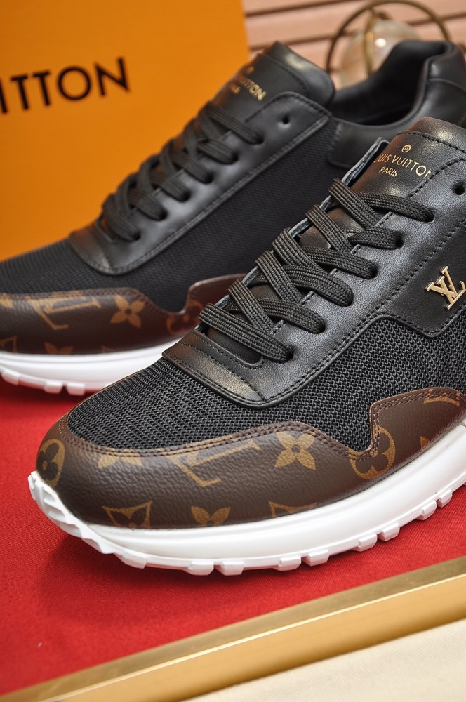 Louis Vuitton Men Shoes Sports RUN AWAY SNEAKER Running Design Luxury Brand with Original Box 1A9ZK8