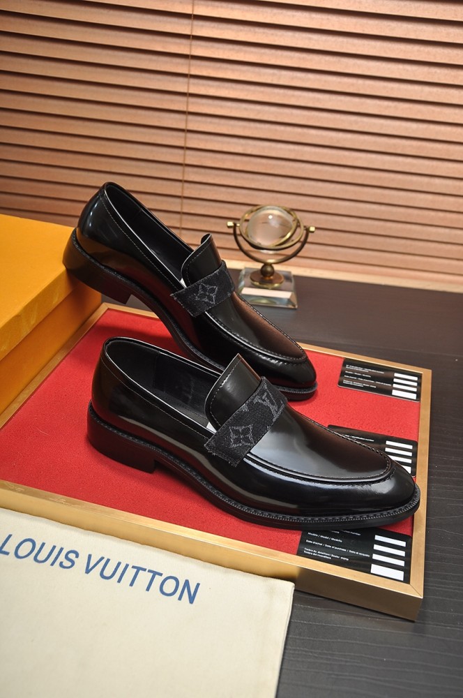 Louis Vuitton Men Shoes Dress Shoes Fashion Luxury Brand Mens Casual Shoes with Original Box