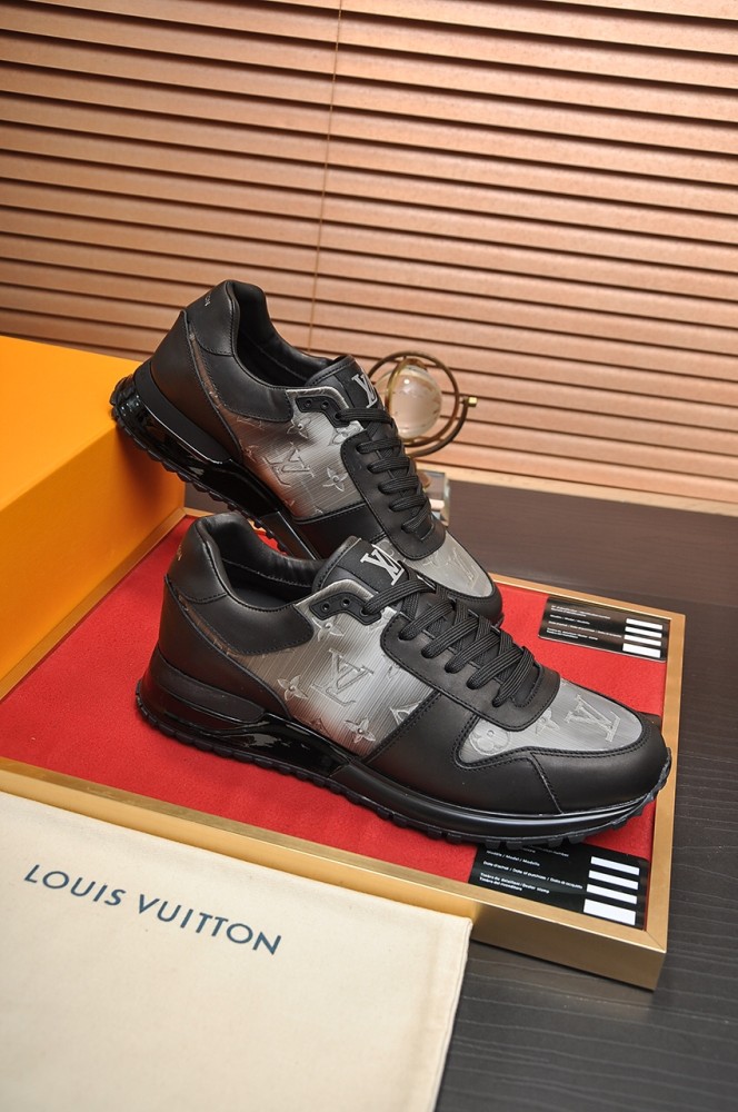 Louis Vuitton Men Shoes Sports RUN AWAY SNEAKER Running Design Luxury Brand with Original Box 1A9ZK8