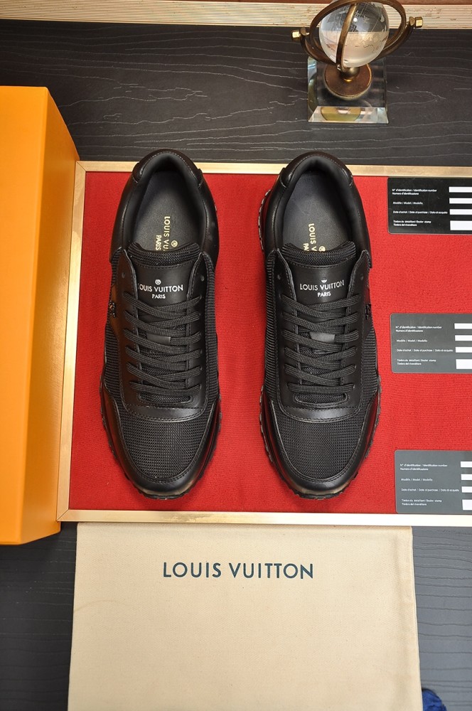 Louis Vuitton Men Shoes Sports RUN AWAY SNEAKER Running Design Luxury Brand with Original Box 1A9ZK8