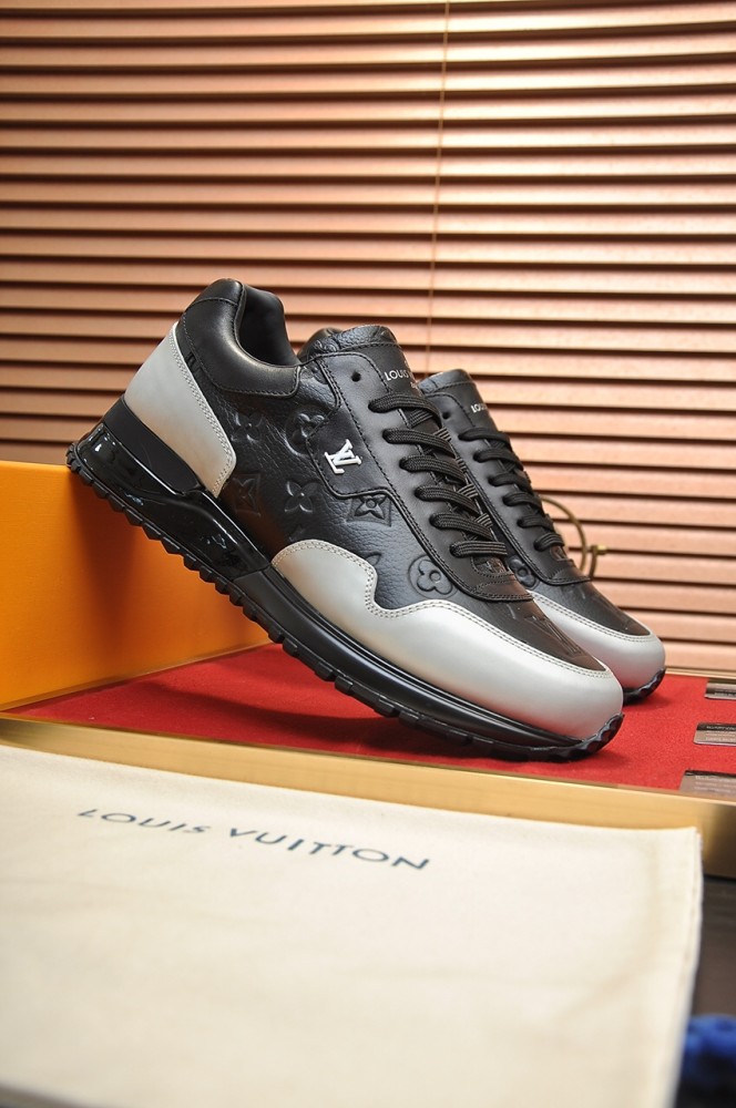 Louis Vuitton Men Shoes Sports RUN AWAY SNEAKER Running Design Luxury Brand with Original Box 1A9ZK8