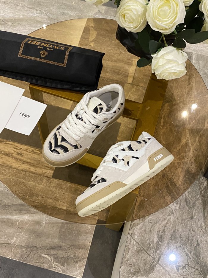 Fendi Mens Shoes Fashion Sneakers Luxury Brand Casual Fendi Trainer Sneakers Match Basse Shoes for Men with Original Box