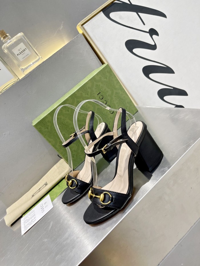 Gucci Womens Shoes Slippers Sandals Summer Design Luxury Brand Black Leather Mid-Heel Sandal with Original Box 453379 A3N00 1000