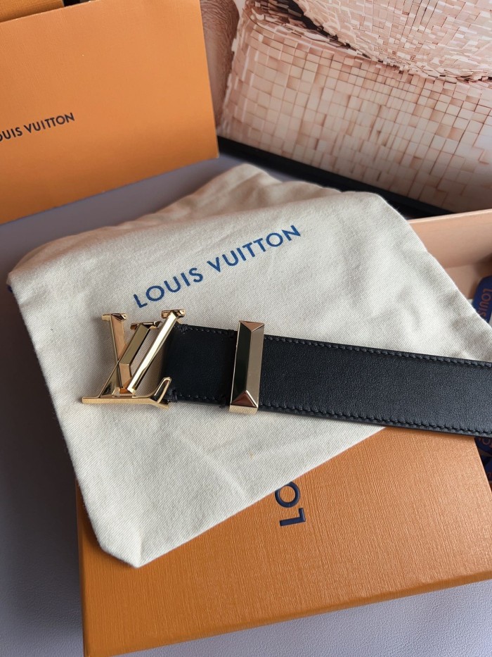 Louis Vuitton Mens Belt Luxury Brand Design Fashion Type with Original Box LV Pyramide 35MM Belt M0498S