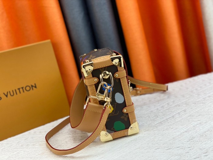 Louis Vuitton Womens Bags Messenger Shoulder Bags Luxury Brand Side Trunk M21709 with Original Box