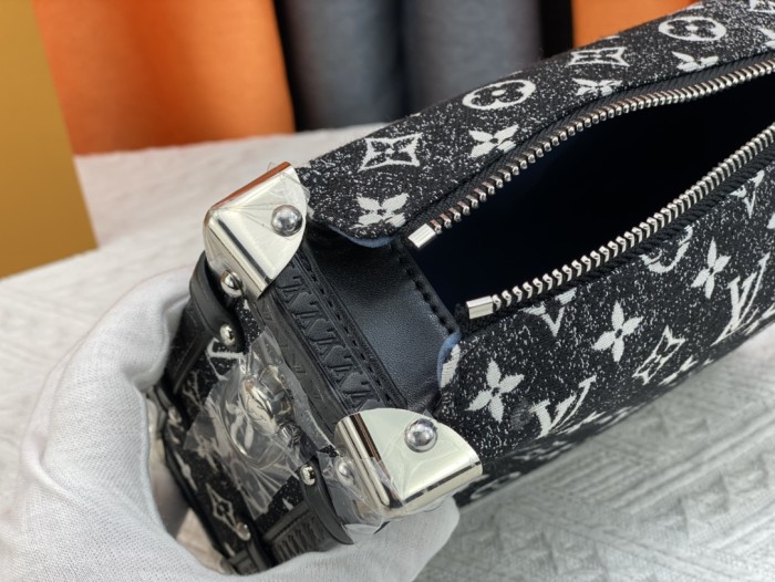 Louis Vuitton Womens Bags Messenger Shoulder Bags Luxury Brand Side Trunk M21709 with Original Box