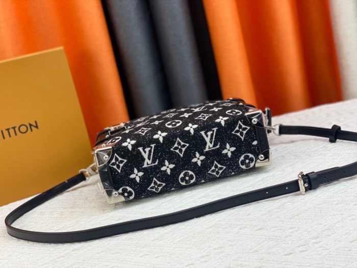 Louis Vuitton Womens Bags Messenger Shoulder Bags Luxury Brand Side Trunk M21709 with Original Box
