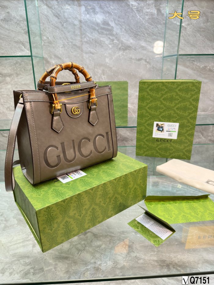 Gucci Womens Bags Shoulder Handbag Luxury Brand Gucci Diana mini tote bag in leather 702732 U3ZDT 5479