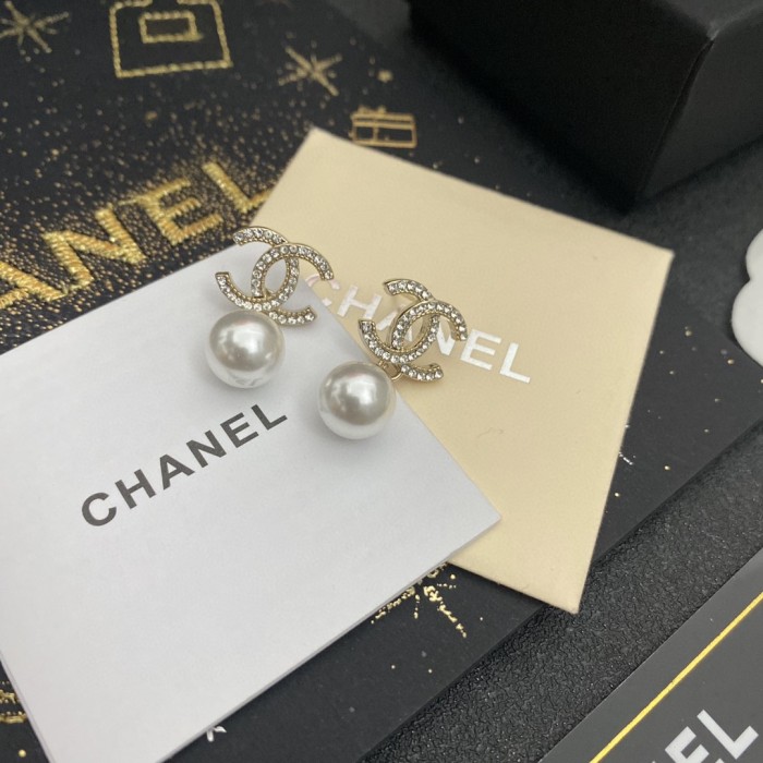 Chanel Luxury Womens Earrings