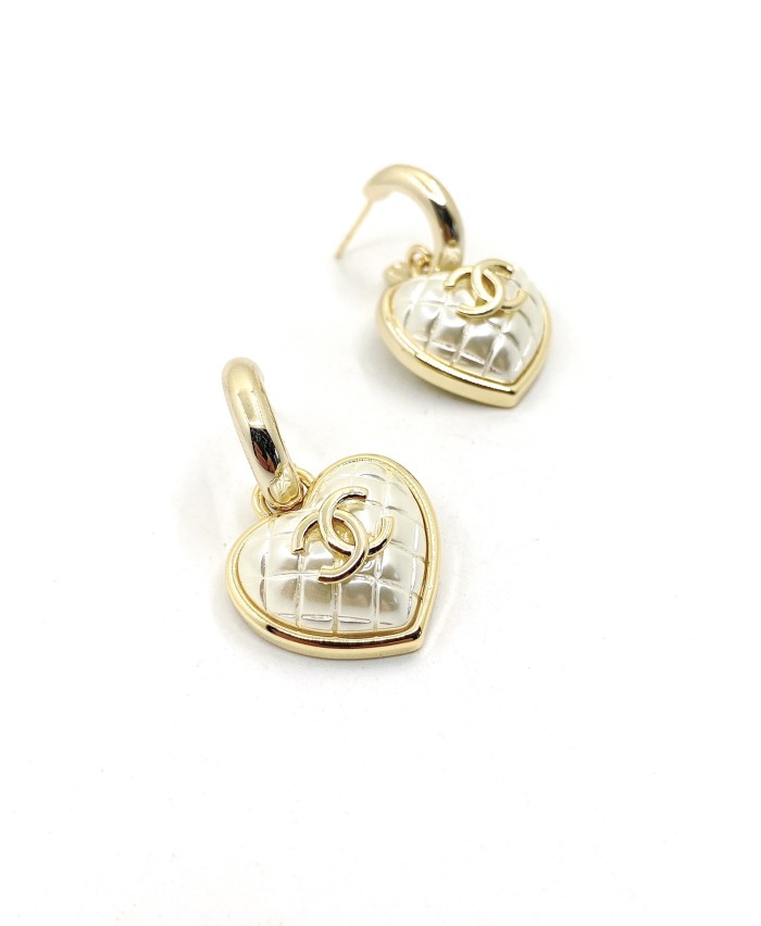 Chanel Luxury Womens Earrings