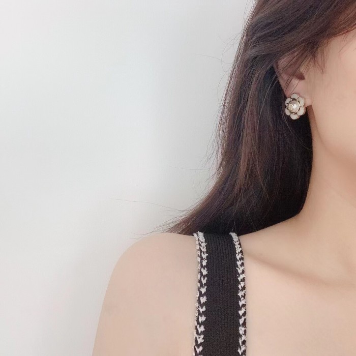 Chanel Luxury Womens Earrings