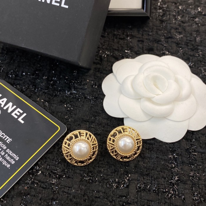 Chanel Luxury Womens Earrings
