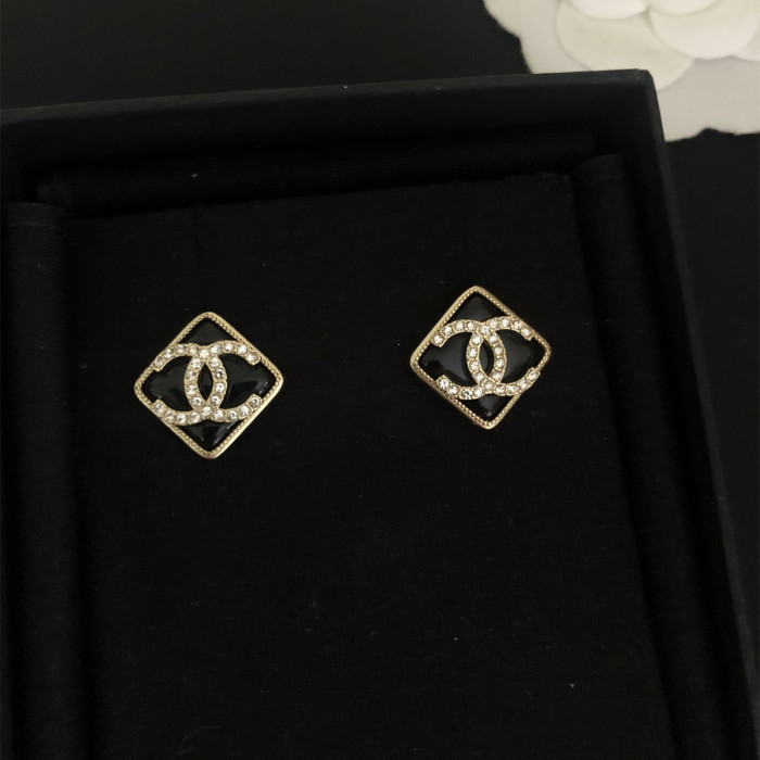 Chanel Luxury Womens Earrings