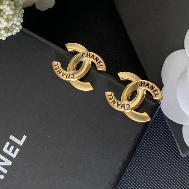 Chanel Luxury Womens Earrings