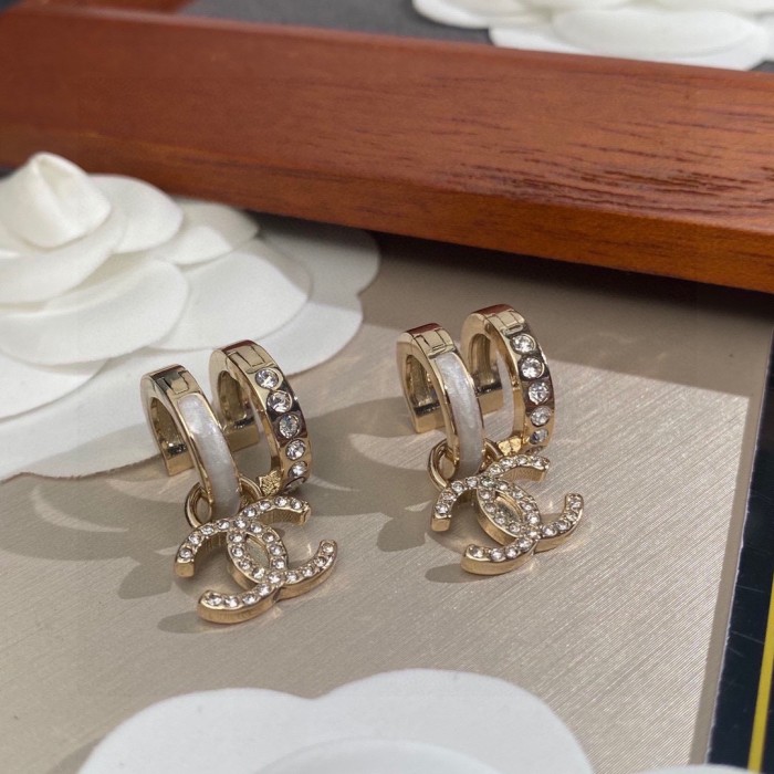 Chanel Luxury Womens Earrings