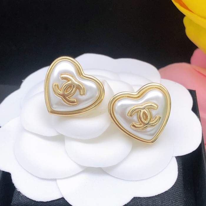 Chanel Luxury Womens Earrings