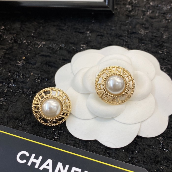 Chanel Luxury Womens Earrings