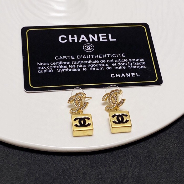 Chanel Luxury Womens Earrings