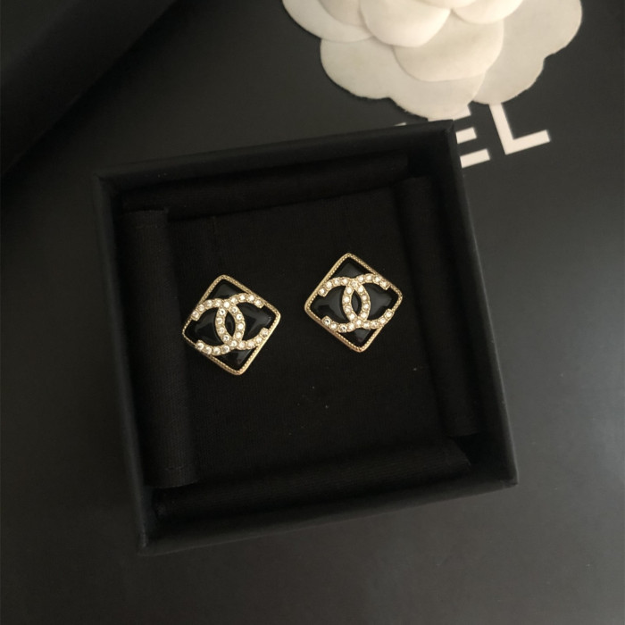 Chanel Luxury Womens Earrings