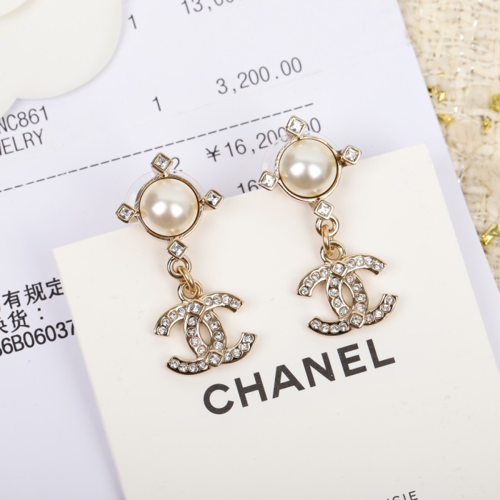 Chanel Luxury Womens Earrings