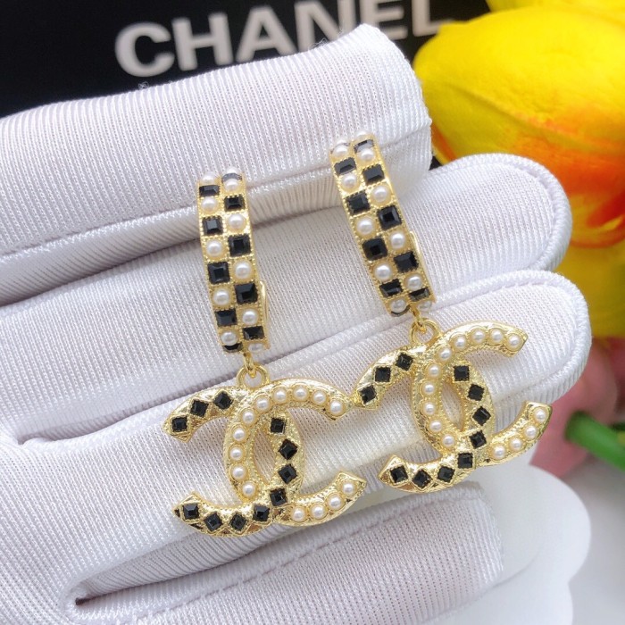 Chanel Luxury Womens Earrings
