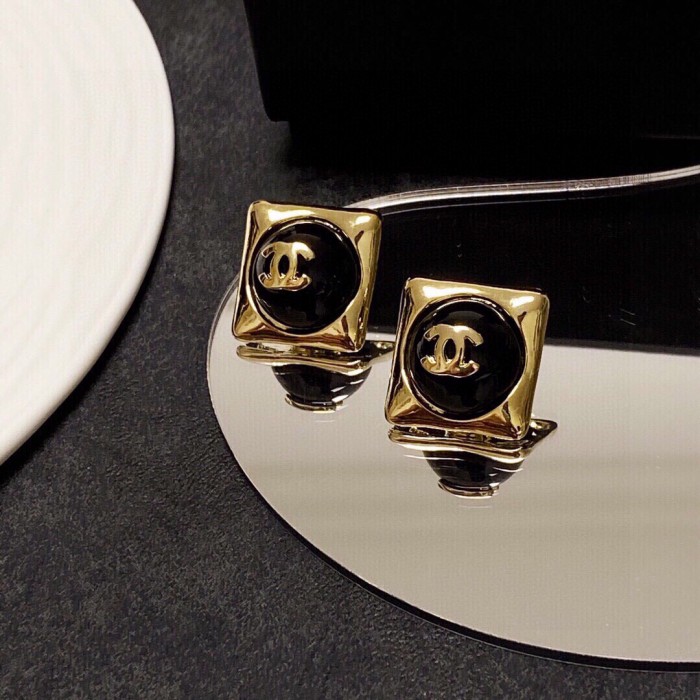 Chanel Luxury Womens Earrings