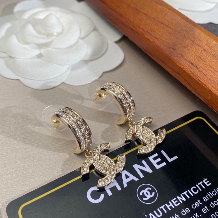 Chanel Luxury Womens Earrings