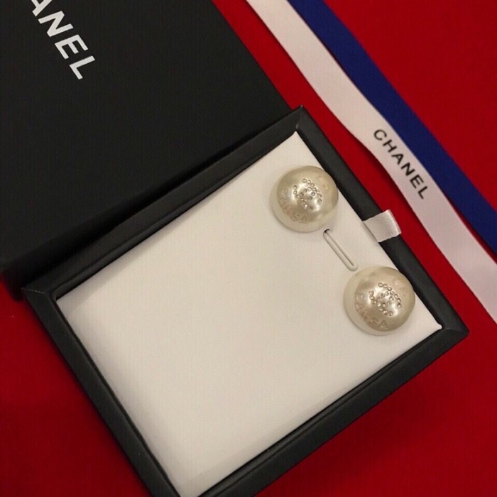 Chanel Luxury Womens Earrings