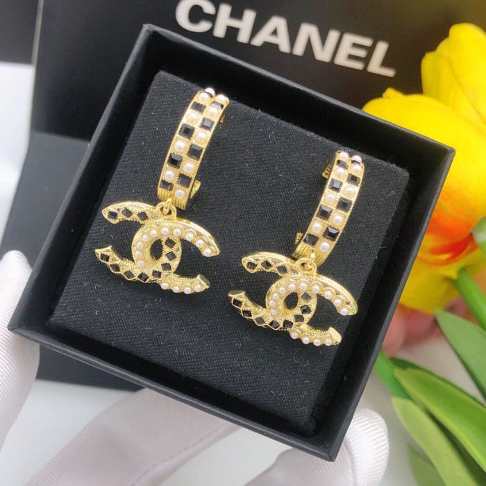 Chanel Luxury Womens Earrings