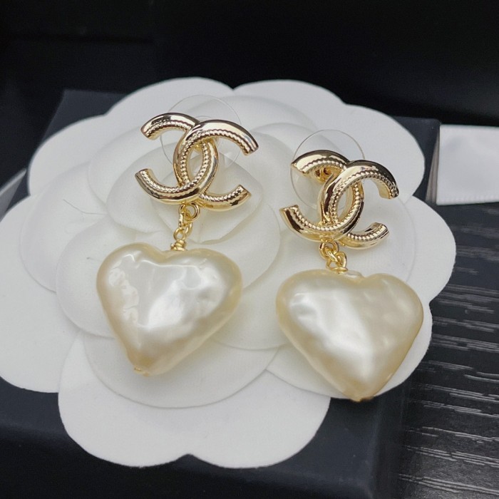 Chanel Luxury Womens Earrings