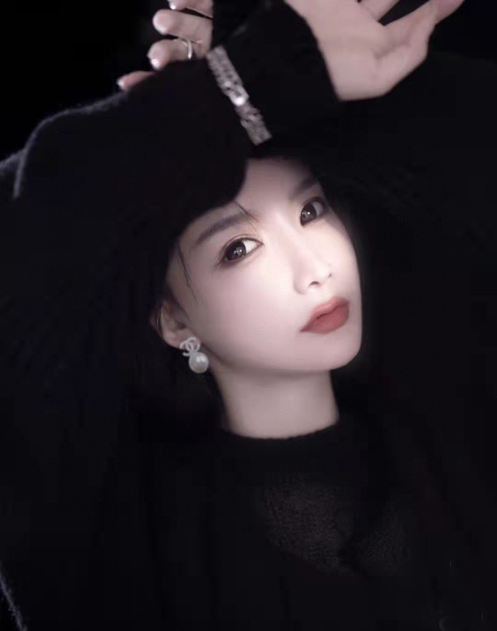 Chanel Luxury Womens Earrings