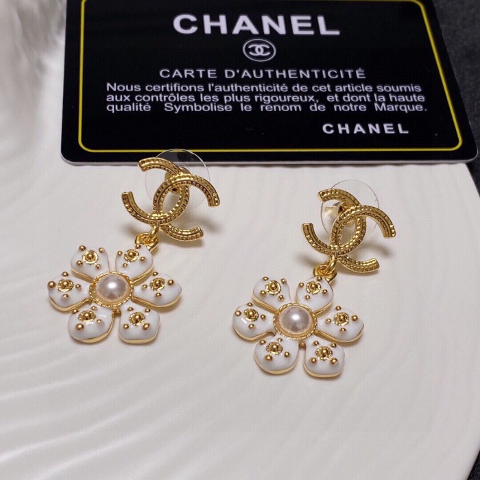 Chanel Luxury Womens Earrings