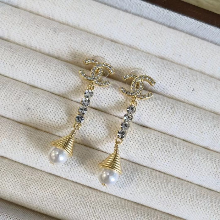 Chanel Luxury Womens Earrings