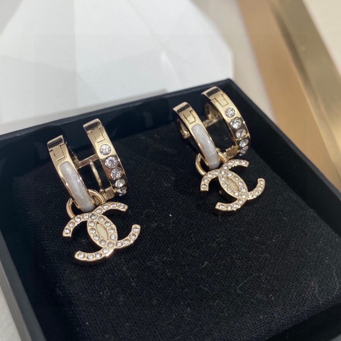 Chanel Luxury Womens Earrings
