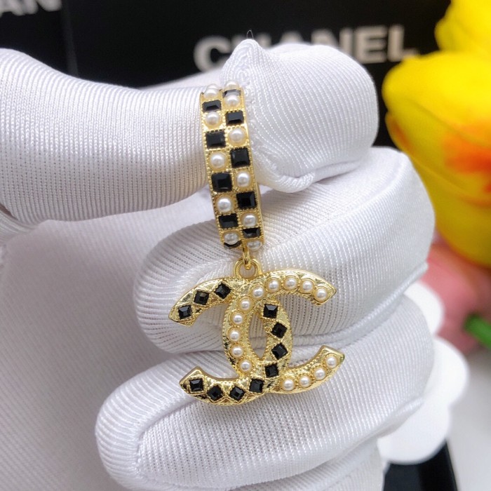 Chanel Luxury Womens Earrings