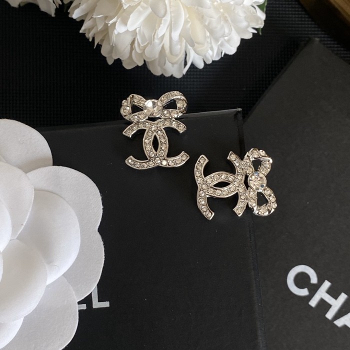 Chanel Luxury Womens Earrings