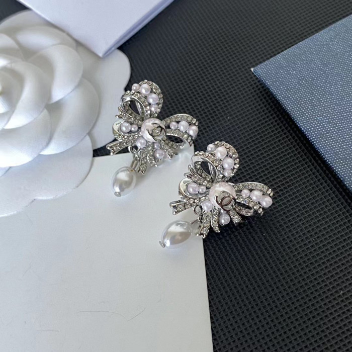 Chanel Luxury Womens Earrings