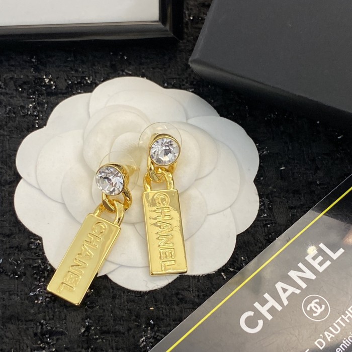 Chanel Luxury Womens Earrings
