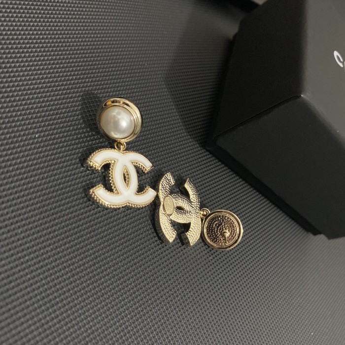 Chanel Luxury Womens Earrings
