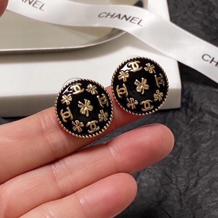 Chanel Luxury Womens Earrings
