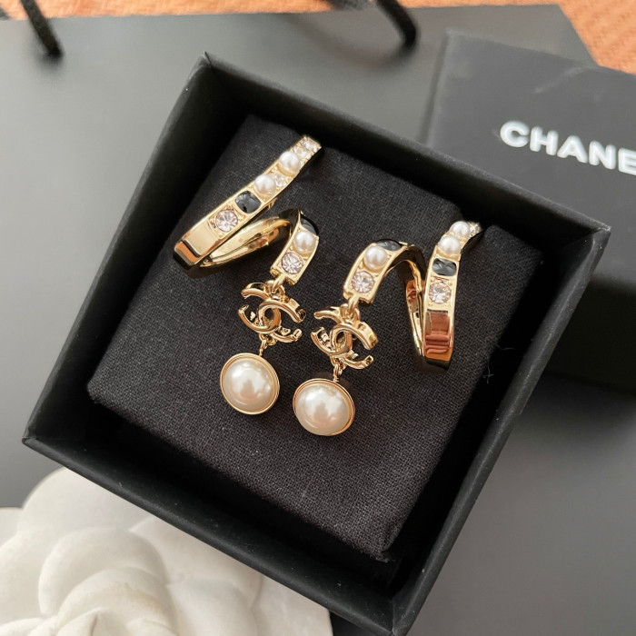 Chanel Luxury Womens Earrings