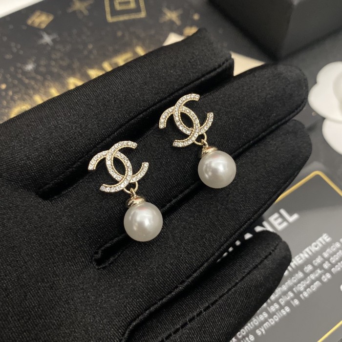 Chanel Luxury Womens Earrings