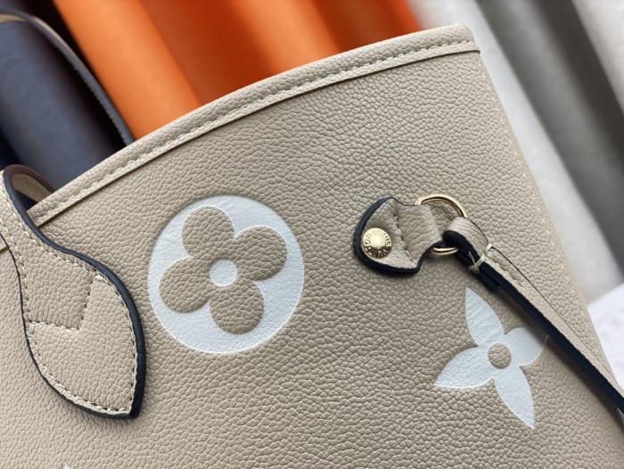 Louis Vuitton Womens Bags Handbags Luxury Brand Fashion Type NEVERFULL MM M21352 Silver Coated canvas