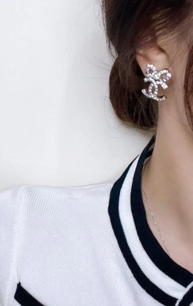 Chanel Luxury Womens Earrings