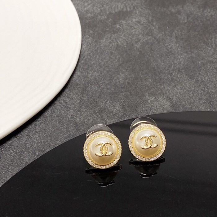 Chanel Luxury Womens Earrings