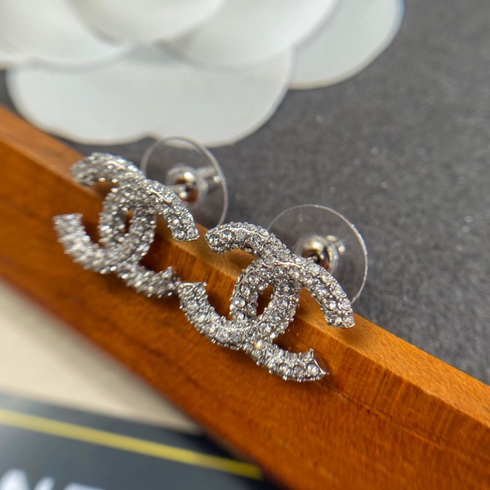 Chanel Luxury Womens Earrings